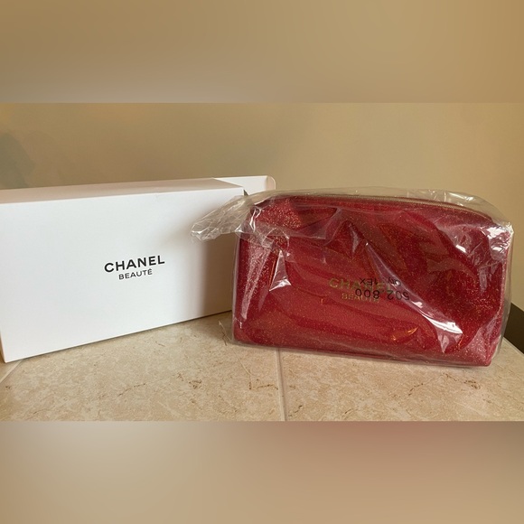 Chanel Beauty red and gold cosmetic pouch. Brand new in package.100% Authentic. - Picture 3 of 13
